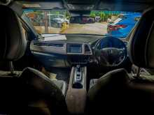 https://riyasewana.com/uploads/honda-vezel-26141914753.jpg