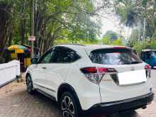 Honda Vezel 2014 SUV