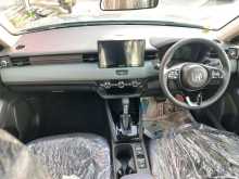 https://riyasewana.com/uploads/honda-vezel-261701544953.jpg
