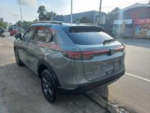 https://riyasewana.com/uploads/honda-vezel-261702226196.jpg