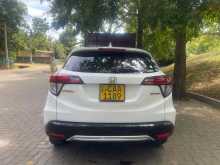 https://riyasewana.com/uploads/honda-vezel-2617333622822.jpg