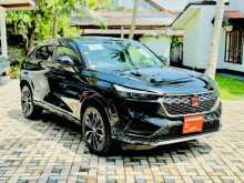 https://riyasewana.com/uploads/honda-vezel-2690715302.jpg