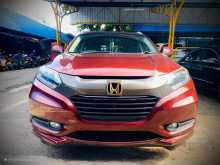 https://riyasewana.com/uploads/honda-vezel-27110140613.jpg