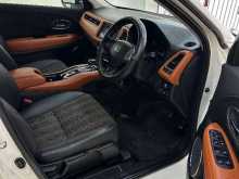 https://riyasewana.com/uploads/honda-vezel-271253434673.jpg