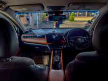 https://riyasewana.com/uploads/honda-vezel-27141258103.jpg