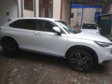 https://riyasewana.com/uploads/honda-vezel-271938384353.jpg