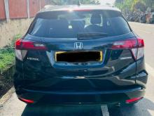 https://riyasewana.com/uploads/honda-vezel-272030486286.jpg