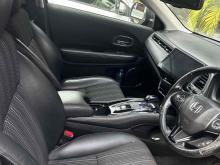 https://riyasewana.com/uploads/honda-vezel-2812313424792.jpg