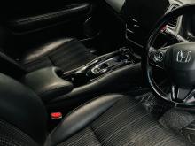 https://riyasewana.com/uploads/honda-vezel-2813492817144.jpg