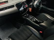 https://riyasewana.com/uploads/honda-vezel-2813492817823.jpg