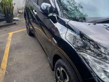 https://riyasewana.com/uploads/honda-vezel-2815081517635.jpg