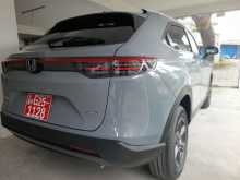 https://riyasewana.com/uploads/honda-vezel-28823214572.jpg