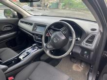 https://riyasewana.com/uploads/honda-vezel-2911034217265.jpg