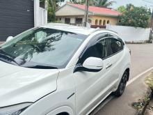 https://riyasewana.com/uploads/honda-vezel-2911222517956.jpg