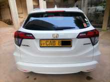 https://riyasewana.com/uploads/honda-vezel-29140033343.jpg
