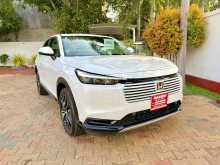 https://riyasewana.com/uploads/honda-vezel-301046484542.jpg