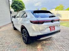 https://riyasewana.com/uploads/honda-vezel-301047186404.jpg