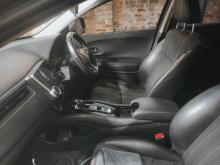 https://riyasewana.com/uploads/honda-vezel-3015272217466.jpg