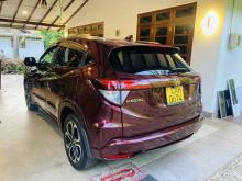 https://riyasewana.com/uploads/honda-vezel-3017480224832.jpg