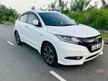 https://riyasewana.com/uploads/honda-vezel-3021135310642.jpg