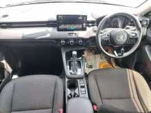 https://riyasewana.com/uploads/honda-vezel-30940404903.jpg