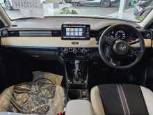 https://riyasewana.com/uploads/honda-vezel-31114042143.jpg