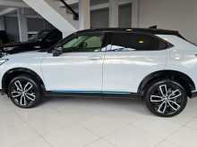 https://riyasewana.com/uploads/honda-vezel-31114042392.jpg