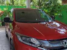 https://riyasewana.com/uploads/honda-vezel-3111448996.jpg