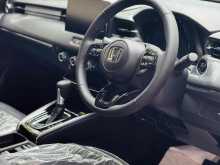 https://riyasewana.com/uploads/honda-vezel-3113211622293.jpg