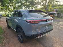 https://riyasewana.com/uploads/honda-vezel-31133420103.jpg