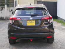 https://riyasewana.com/uploads/honda-vezel-3114423012.jpg
