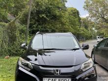 https://riyasewana.com/uploads/honda-vezel-312493417486.jpg