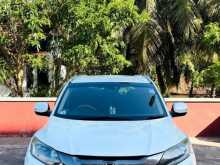 https://riyasewana.com/uploads/honda-vezel-3141701696.jpg