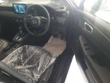 https://riyasewana.com/uploads/honda-vezel-31544136096.jpg