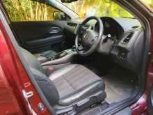 https://riyasewana.com/uploads/honda-vezel-3171813765.jpg
