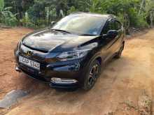 https://riyasewana.com/uploads/honda-vezel-31746324962.jpg