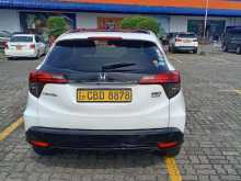 https://riyasewana.com/uploads/honda-vezel-31801264343.jpg