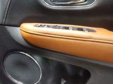 https://riyasewana.com/uploads/honda-vezel-318554317634.jpg