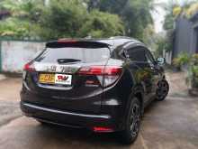 https://riyasewana.com/uploads/honda-vezel-31907144373.jpg