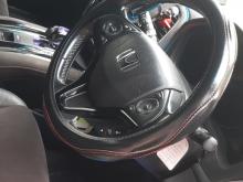 https://riyasewana.com/uploads/honda-vezel-319155417586.jpg