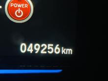https://riyasewana.com/uploads/honda-vezel-321104117415.jpg
