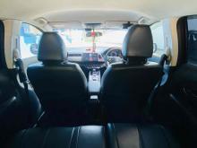 https://riyasewana.com/uploads/honda-vezel-410094024832.jpg