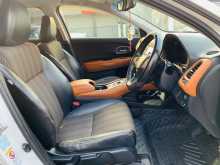 https://riyasewana.com/uploads/honda-vezel-4131732765.jpg