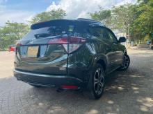https://riyasewana.com/uploads/honda-vezel-41640536753.jpg