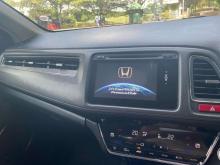 https://riyasewana.com/uploads/honda-vezel-41640546315.jpg