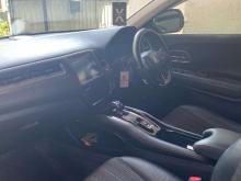 https://riyasewana.com/uploads/honda-vezel-41640546694.jpg