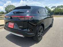 https://riyasewana.com/uploads/honda-vezel-41959384952.jpg