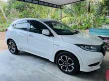 https://riyasewana.com/uploads/honda-vezel-49275522502.jpg