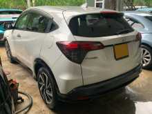 https://riyasewana.com/uploads/honda-vezel-5114720504.jpg