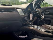 https://riyasewana.com/uploads/honda-vezel-513475117225.jpg